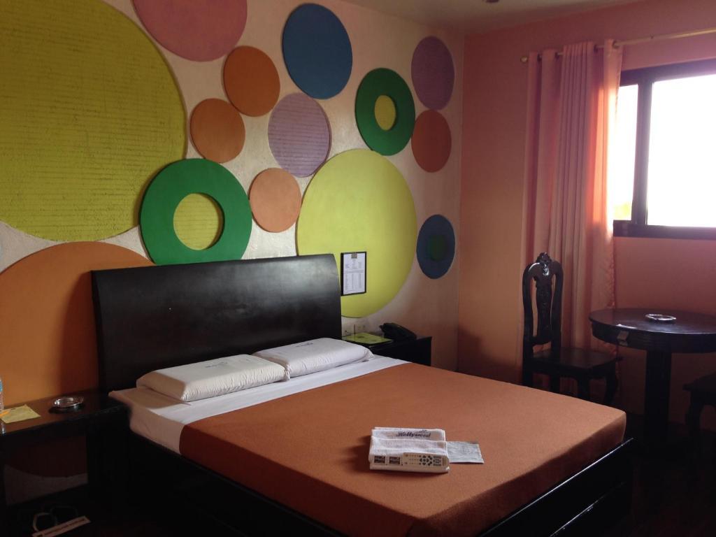 Hollywood Drive-In Hotel Baguio City Zewnętrze zdjęcie