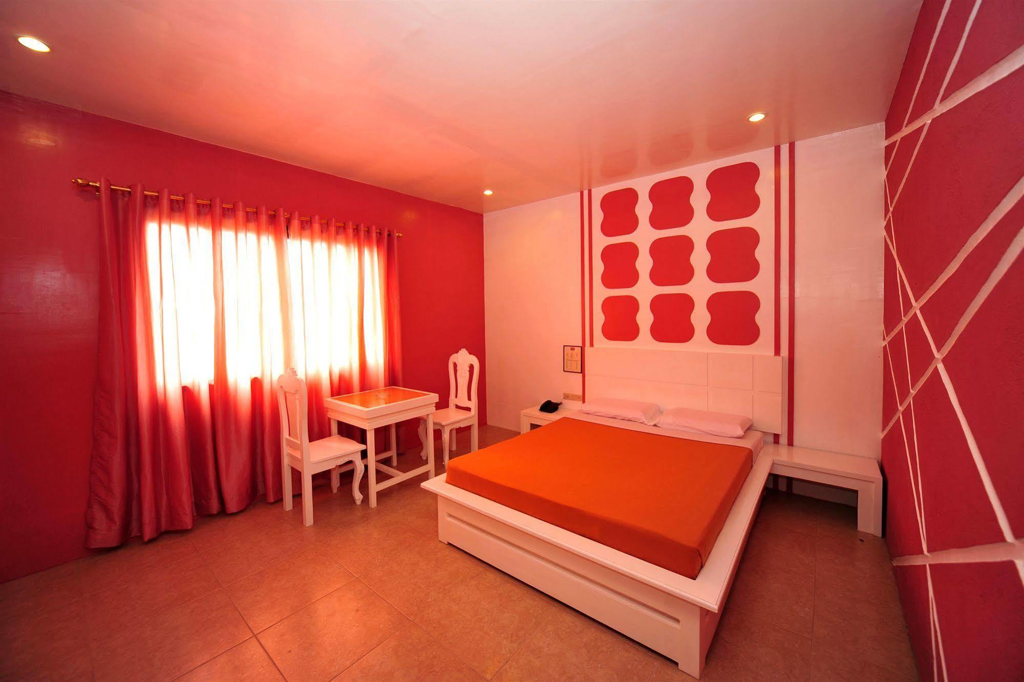 Hollywood Drive-In Hotel Baguio City Zewnętrze zdjęcie