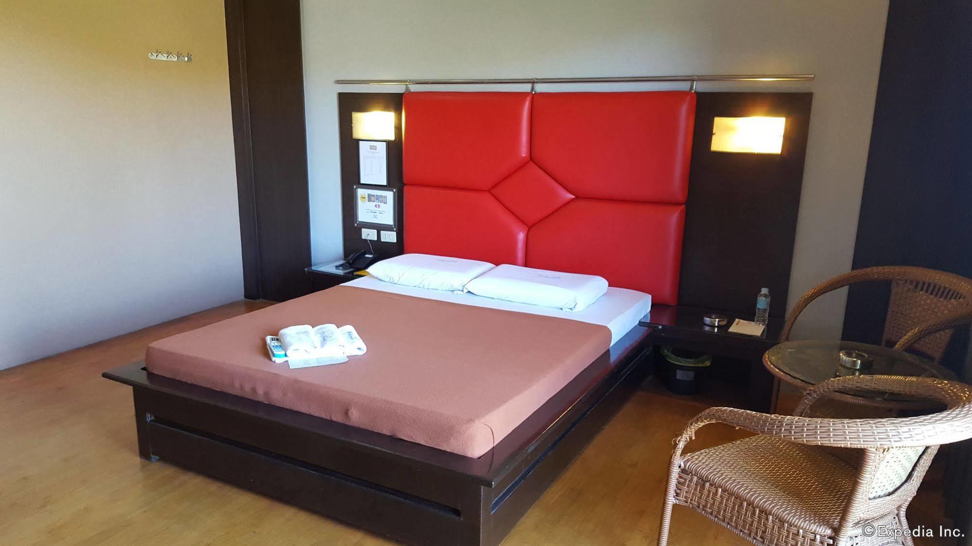 Hollywood Drive-In Hotel Baguio City Zewnętrze zdjęcie