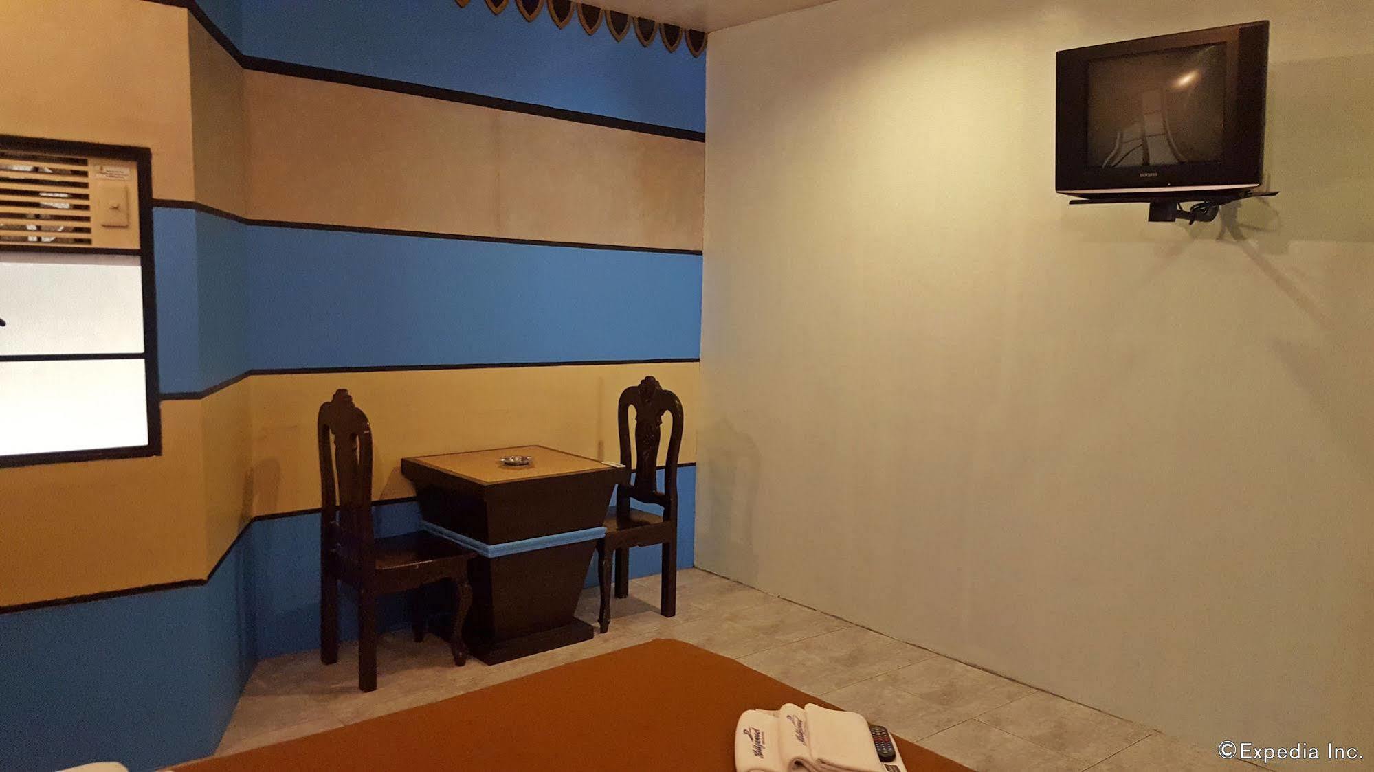 Hollywood Drive-In Hotel Baguio City Zewnętrze zdjęcie